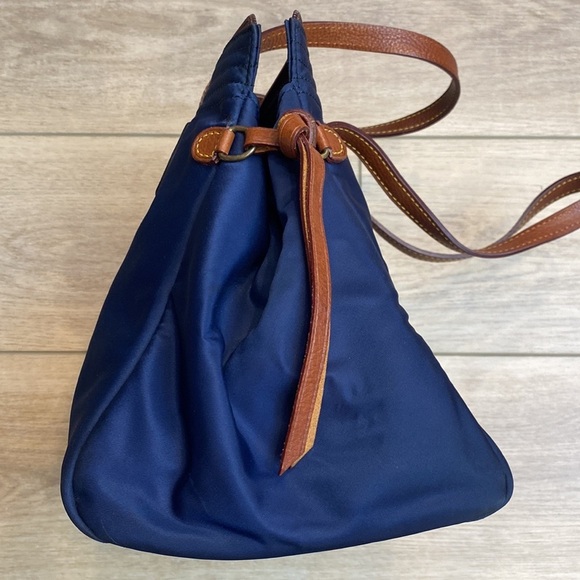 Dooney & Bourke Nylon Zipper‎ Tote - Picture 8 of 16